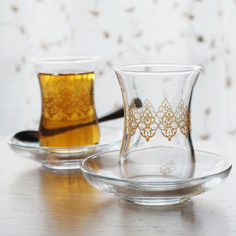 Applique Pattern Tulip Glass Dish Tea Set